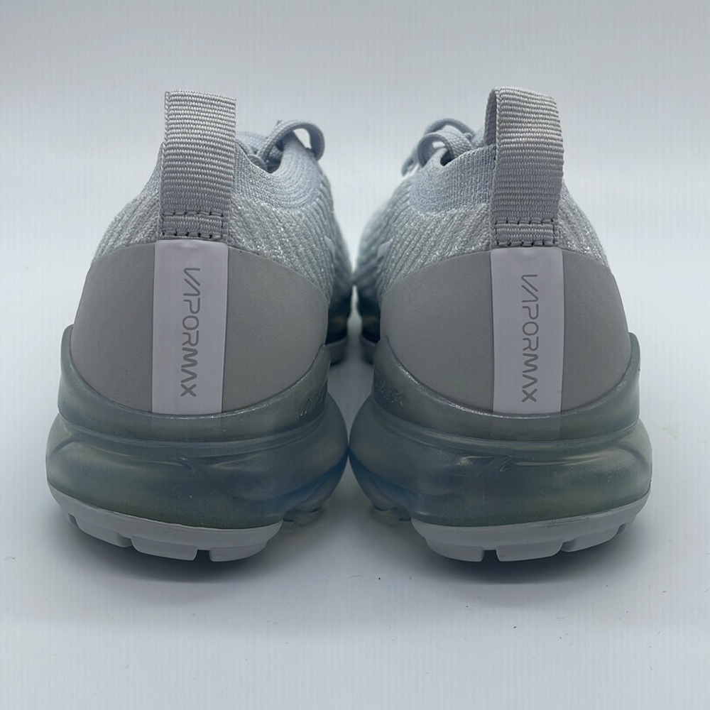 Nike Air VaporMaxFlyknit 3 Womens US Platinum Running Shoes AJ6910-100 - Picture 4 of 4